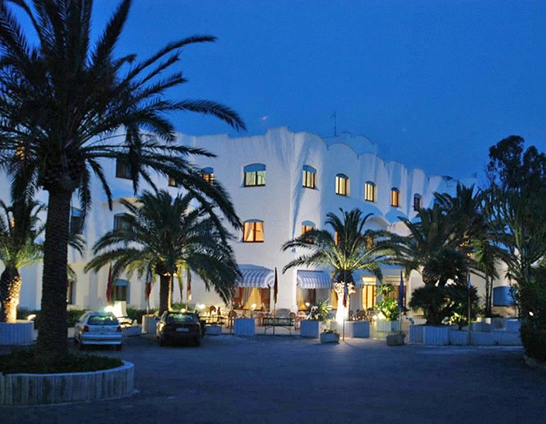 Hotel Azzolini Villagrazia Di Carini 外观 照片