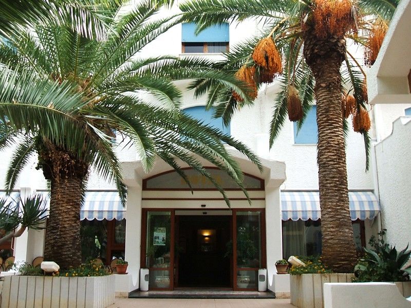 Hotel Azzolini Villagrazia Di Carini 外观 照片