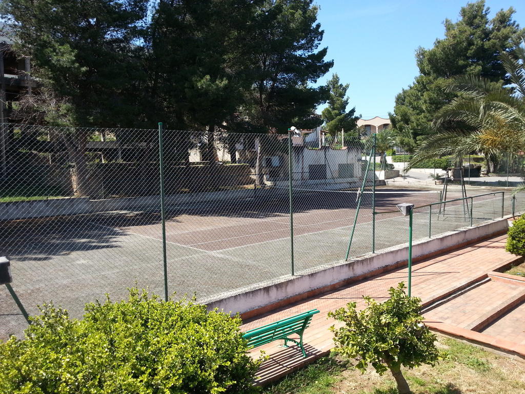 Hotel Azzolini Villagrazia Di Carini 外观 照片