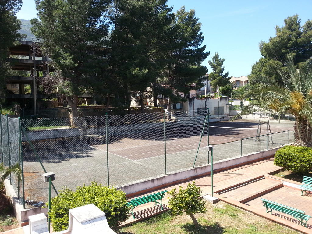 Hotel Azzolini Villagrazia Di Carini 外观 照片